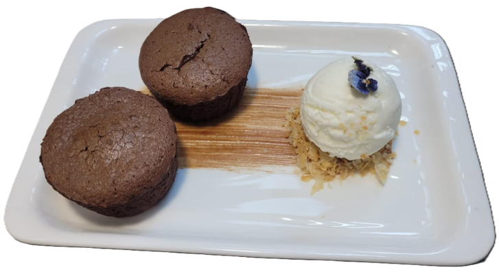 картинка Шоколадный фондан с ванильным мороженым от магазина Одежда+